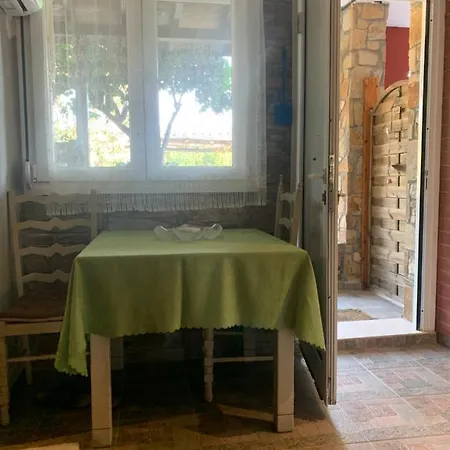 Petrino House With Garden * Παράδεισος